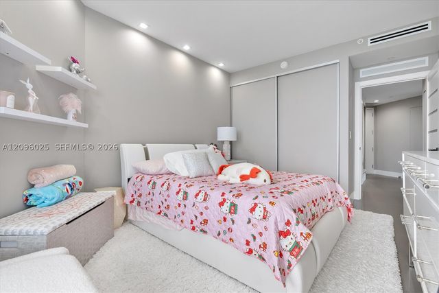 6365 Collins Ave 4307, Miami Beach, FL 33141