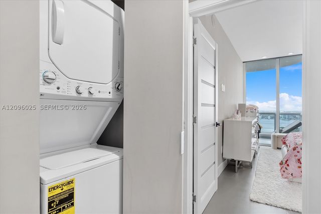 6365 Collins Ave 4307, Miami Beach, FL 33141