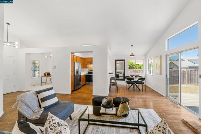 1191 Red Leaf Way, Pittsburg, CA 94565