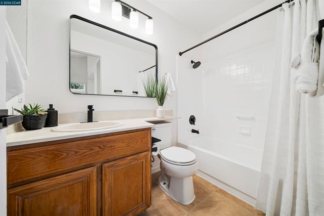 1191 Red Leaf Way, Pittsburg, CA 94565