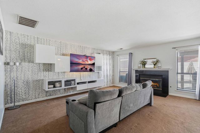 1721 Woodcrest Way, Modesto, CA 95355
