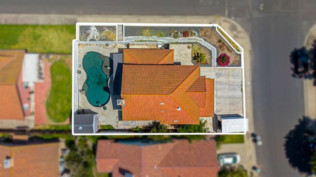 1721 Woodcrest Way, Modesto, CA 95355