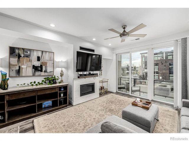 6820 E Lowry Boulevard, Denver, CO 80230