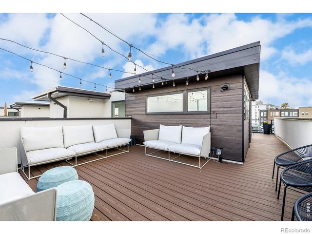 6820 E Lowry Boulevard, Denver, CO 80230