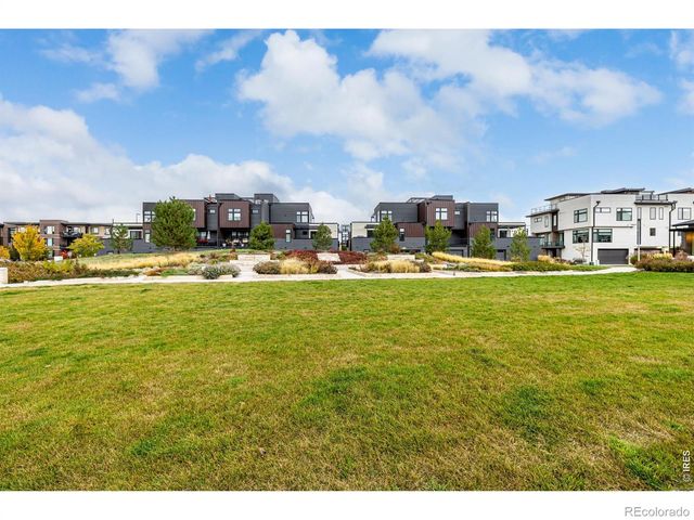 6820 E Lowry Boulevard, Denver, CO 80230