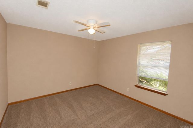 6102 N Woodview Drive, Sherwood, AR 72120