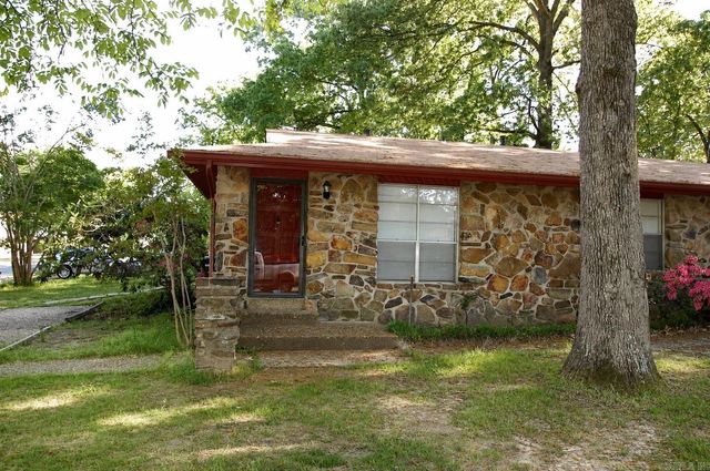 6102 N Woodview Drive, Sherwood, AR 72120