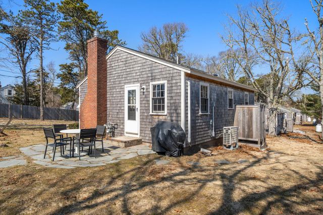 18 Manning Road, Dennis Port, MA 02639