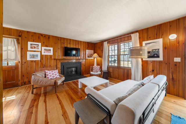 18 Manning Road, Dennis Port, MA 02639