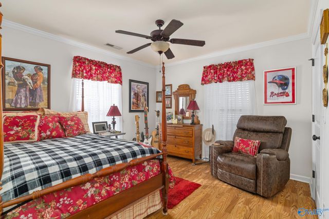 2018 Pleasant Drive, Muscle Shoals, AL 35661