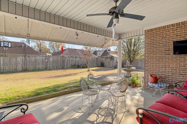 2018 Pleasant Drive, Muscle Shoals, AL 35661