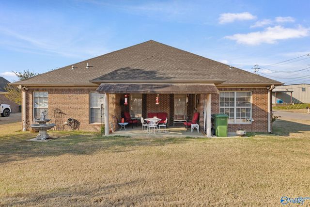 2018 Pleasant Drive, Muscle Shoals, AL 35661
