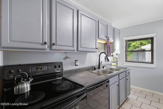 117 Alpha Ave, Louisville, KY 40218