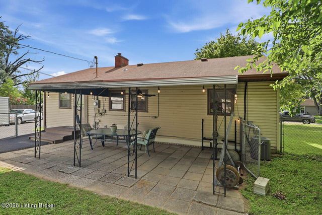 117 Alpha Ave, Louisville, KY 40218