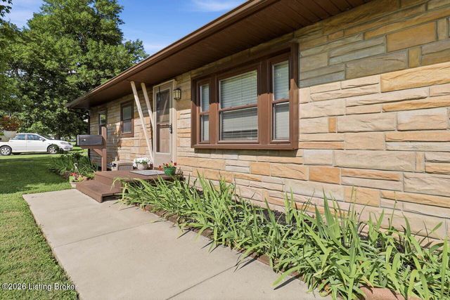 117 Alpha Ave, Louisville, KY 40218