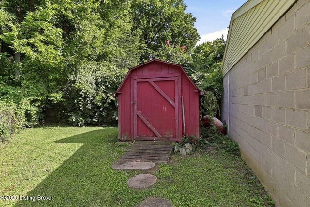 117 Alpha Ave, Louisville, KY 40218