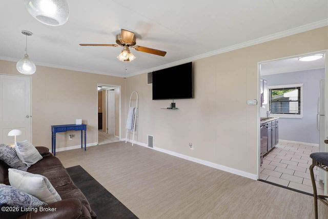 117 Alpha Ave, Louisville, KY 40218