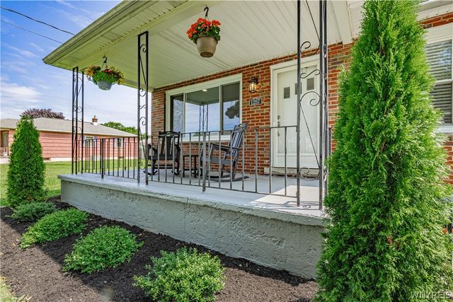 1257 93rd Street, Niagara Falls, NY 14304