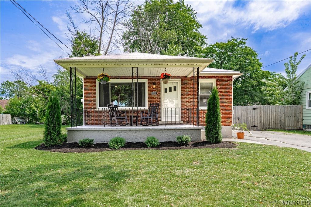 1257 93rd Street, Niagara Falls, NY 14304