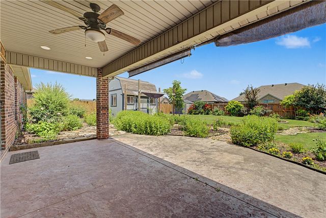 1110 Ellen Ray Lane, Centerton, AR 72719