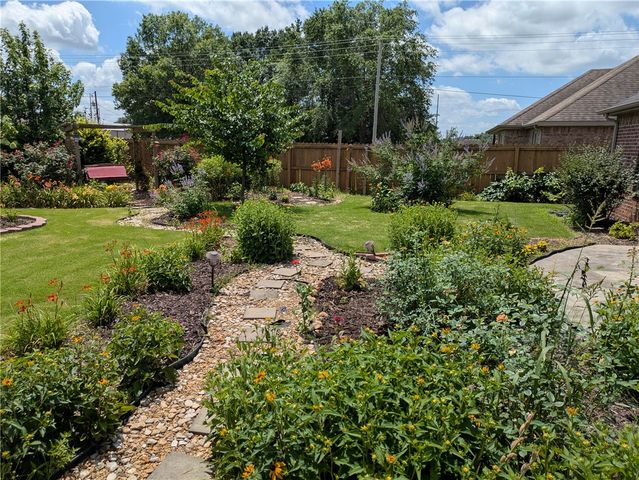 1110 Ellen Ray Lane, Centerton, AR 72719