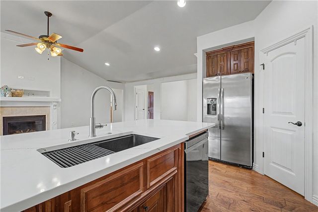 1110 Ellen Ray Lane, Centerton, AR 72719
