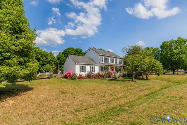 8200 Sawyer Ln, Mechanicsville, VA 23111