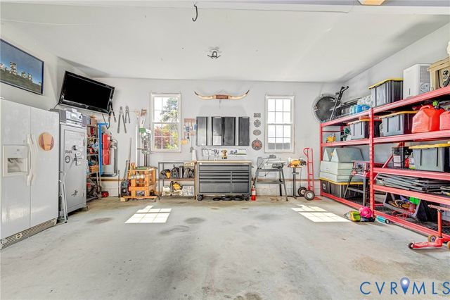 8200 Sawyer Ln, Mechanicsville, VA 23111
