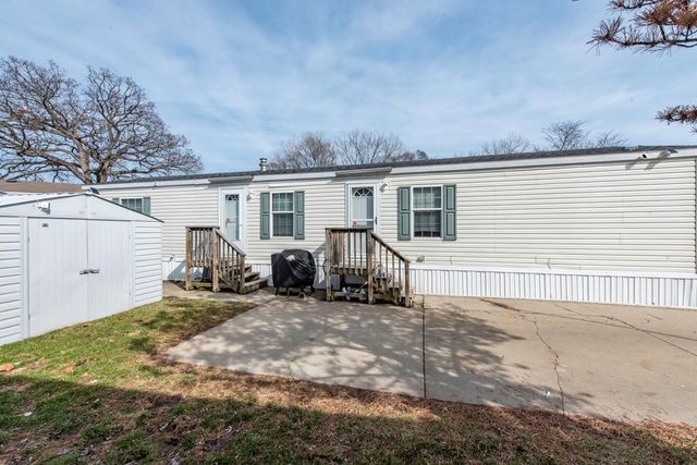 38569 N Sheridan Road 492, Beach Park, IL 60099