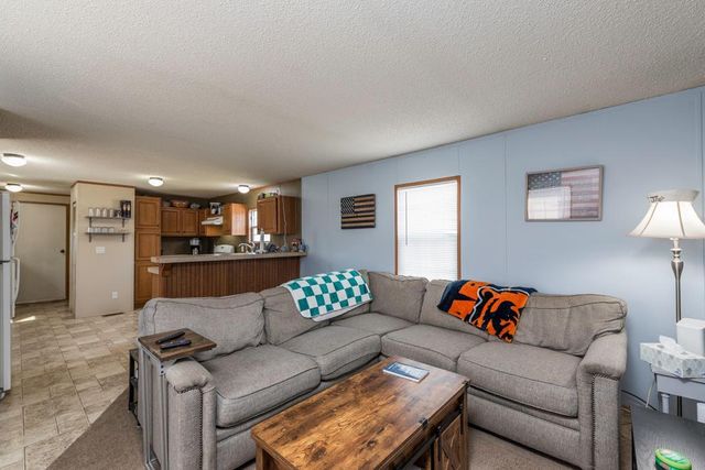 38569 N Sheridan Road 492, Beach Park, IL 60099