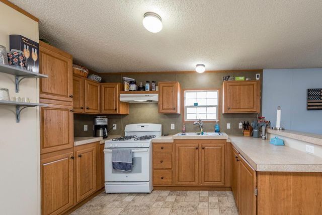 38569 N Sheridan Road 492, Beach Park, IL 60099