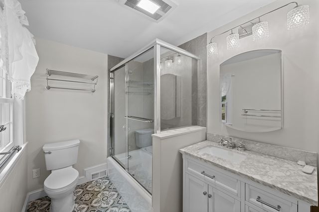 20 Westwood Dr, Worcester, MA 01609