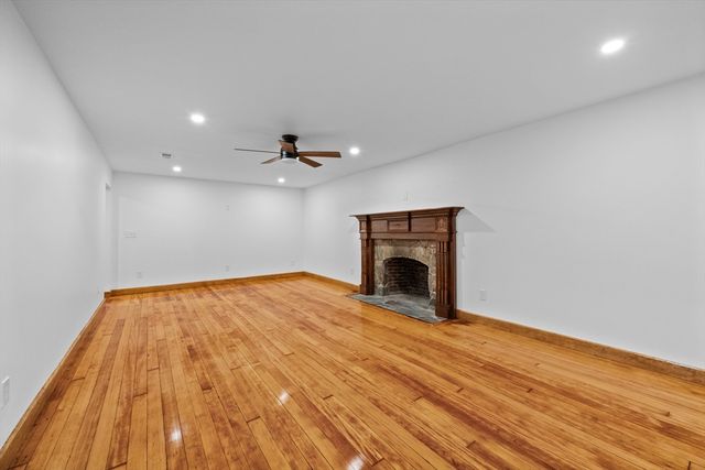 20 Westwood Dr, Worcester, MA 01609