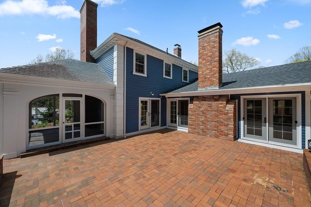 20 Westwood Dr, Worcester, MA 01609
