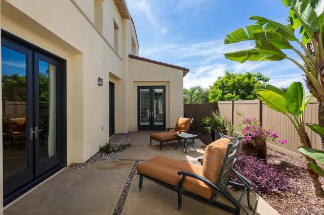 1010 Scarlet Way, Encinitas, CA 92024