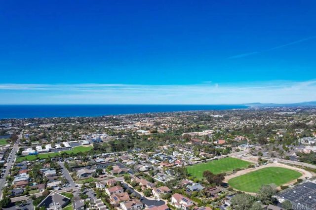 1010 Scarlet Way, Encinitas, CA 92024