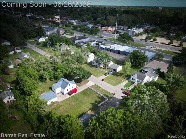 20998 Westhaven Avenue, Southfield, MI 48075