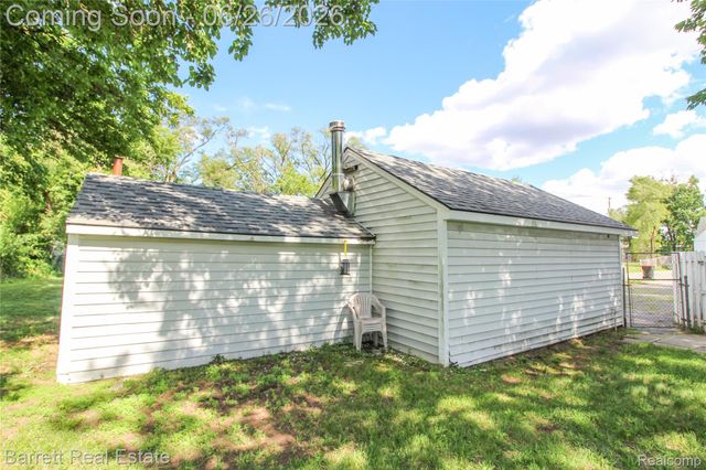 20998 Westhaven Avenue, Southfield, MI 48075