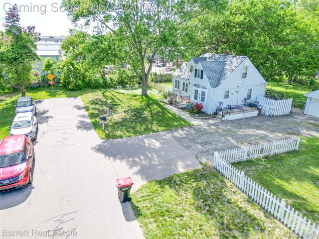 20998 Westhaven Avenue, Southfield, MI 48075