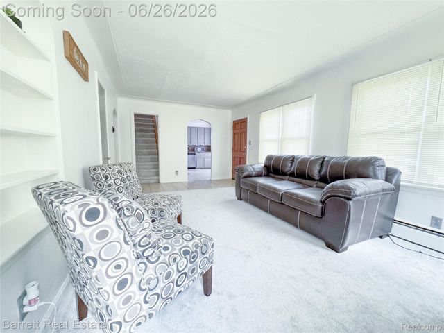 20998 Westhaven Avenue, Southfield, MI 48075