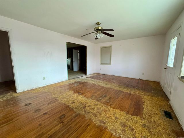 7802 Bonnie Brae Road, Little Rock, AR 72227