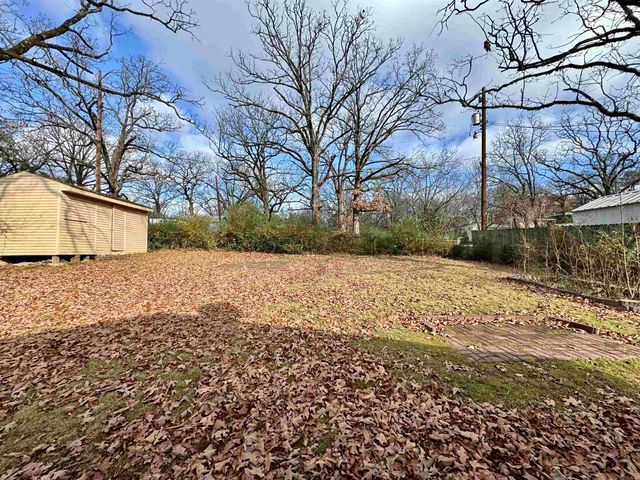 7802 Bonnie Brae Road, Little Rock, AR 72227