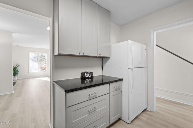 250 S Estes Drive Apt 71, Chapel Hill, NC 27514