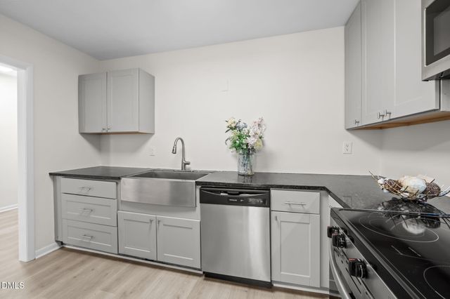 250 S Estes Drive Apt 71, Chapel Hill, NC 27514