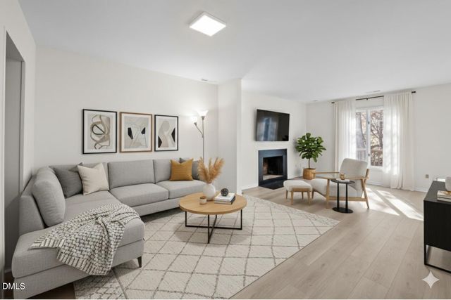 250 S Estes Drive Apt 71, Chapel Hill, NC 27514