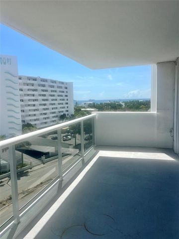 2841 N Ocean Boulevard 802, Fort Lauderdale, FL 33308