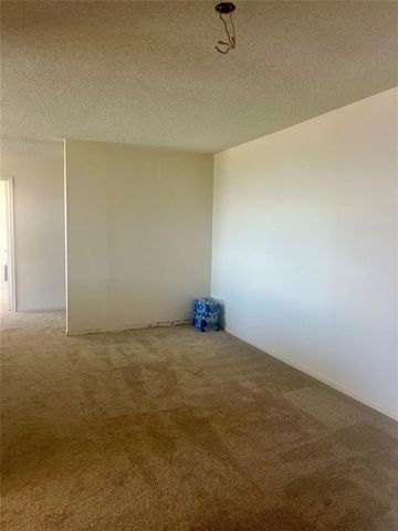 2841 N Ocean Boulevard 802, Fort Lauderdale, FL 33308