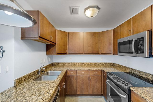 125 N KENTUCKY AVENUE 303, Lakeland, FL 33801