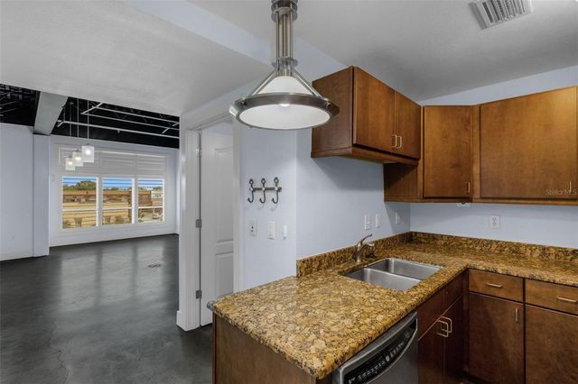 125 N KENTUCKY AVENUE 303, Lakeland, FL 33801