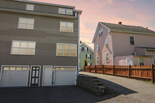 24 Harris St A, Peabody, MA 01960
